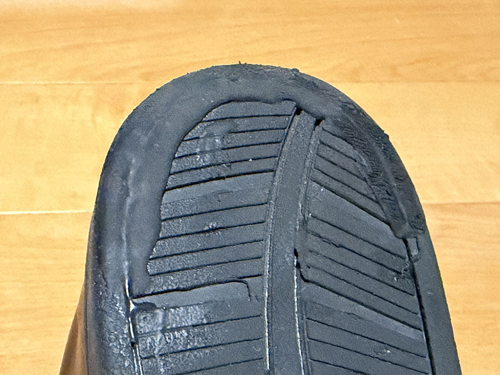 クラークス　キトナローのソールをシューグーで補強